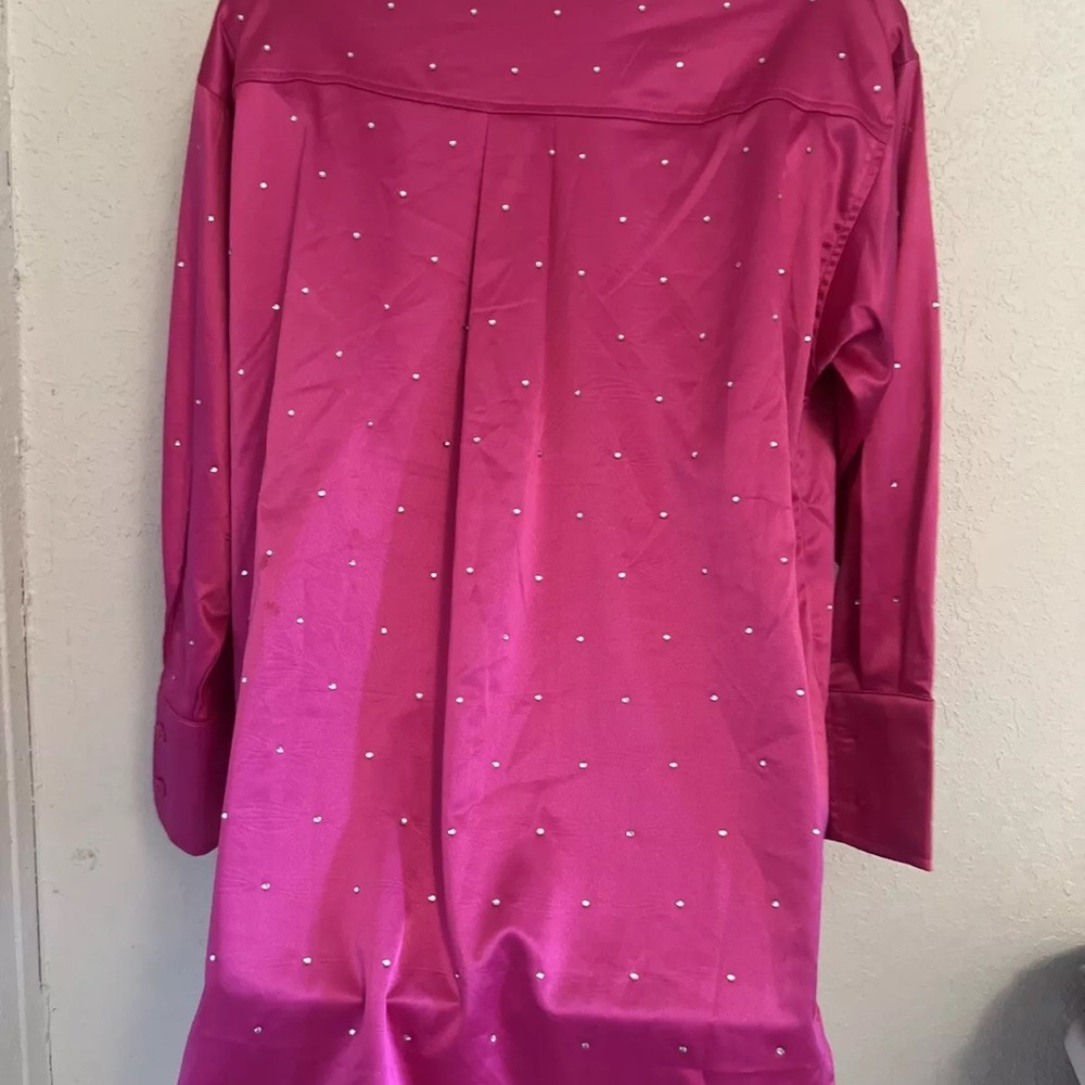 Blue B. NEW WOMAN PINK SATIN EFFECT SHIRT Rhinestone LONG SLEEVE SIZE S - Picture 4 of 5